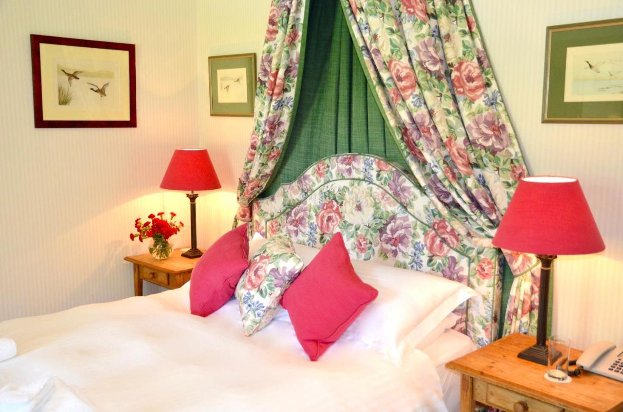 Delphi Lodge Лийнан Екстериор снимка
