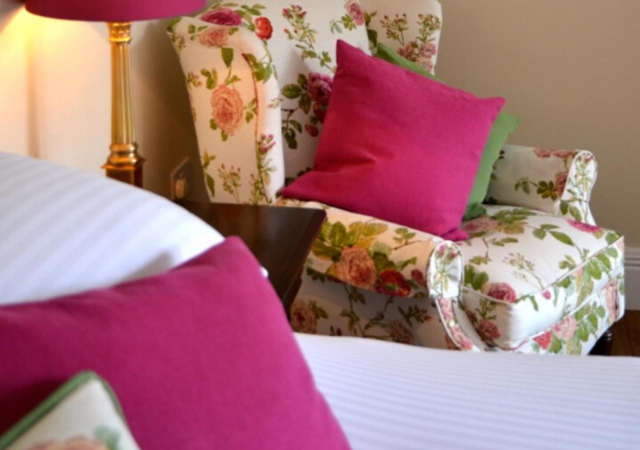 Delphi Lodge Лийнан Екстериор снимка