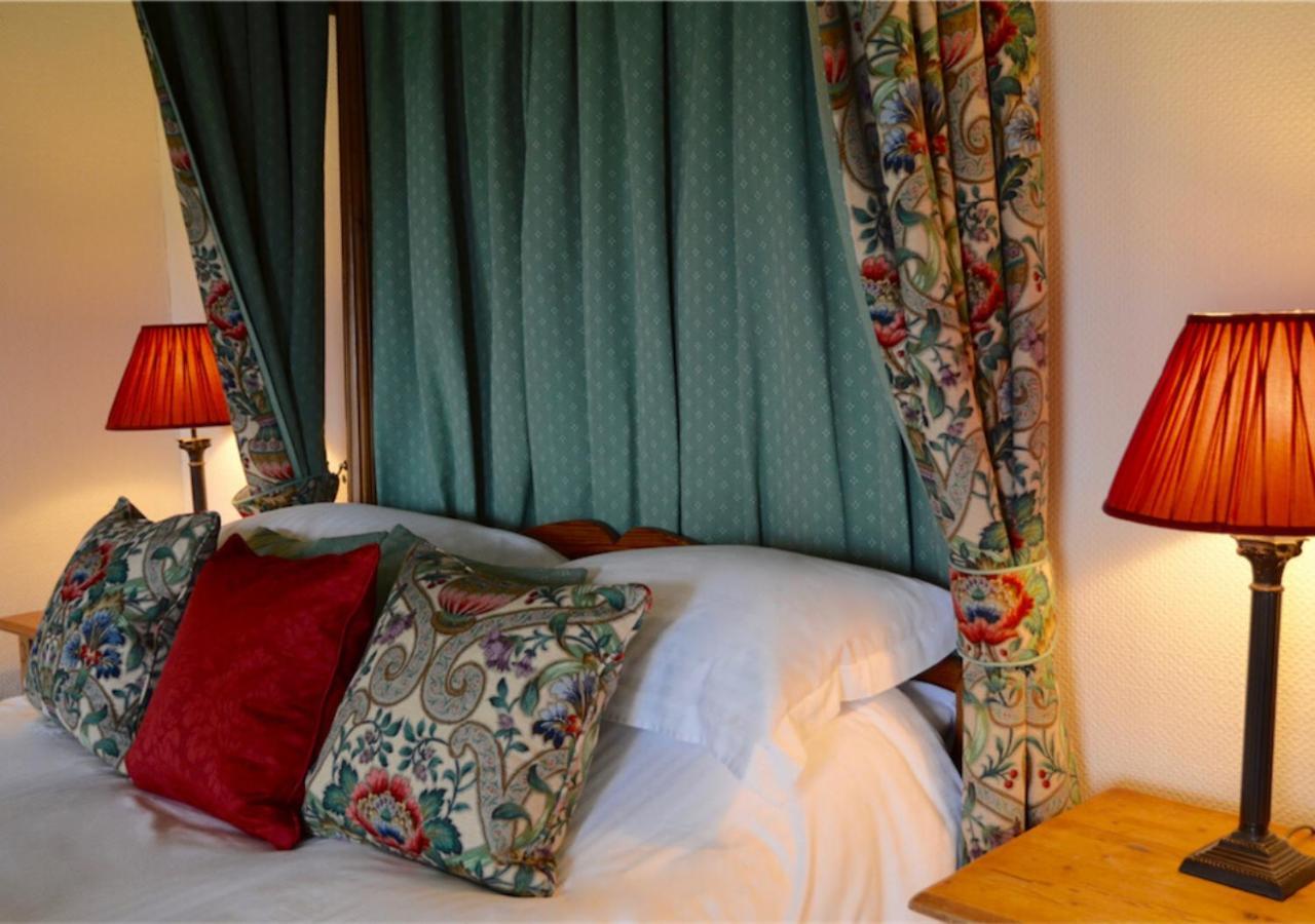 Delphi Lodge Лийнан Екстериор снимка
